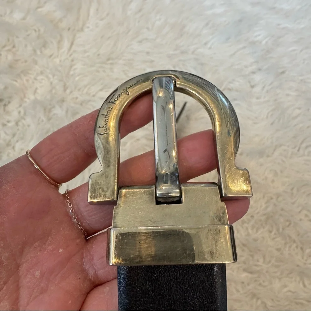 Ferragamo Gancini Belt Made in Italy Leather Distressed Buckle Belt